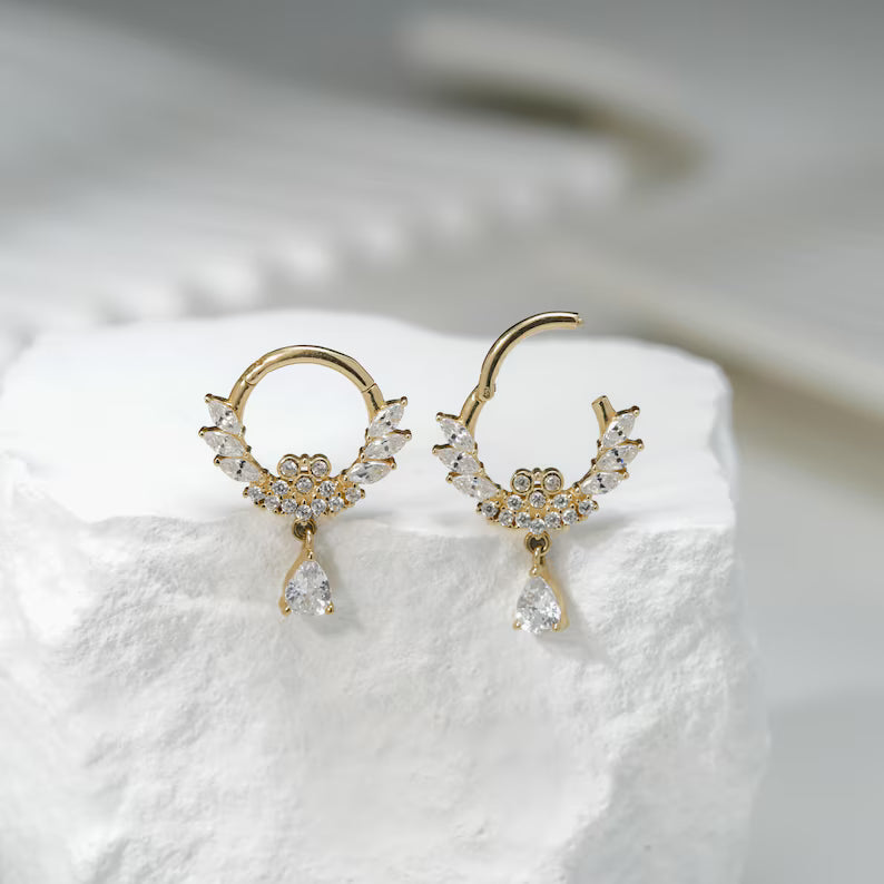 14K Gold Teardrop Septum Hoop 16G