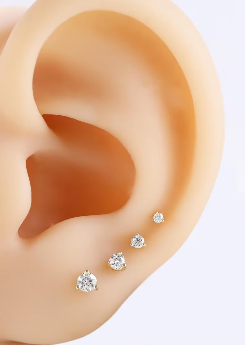 14K Solid Gold Diamond Tiny Cartilage Stud