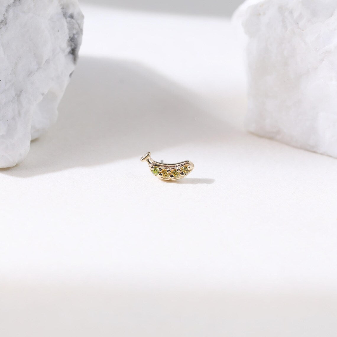 14K Solid Gold Banana Helix Stud