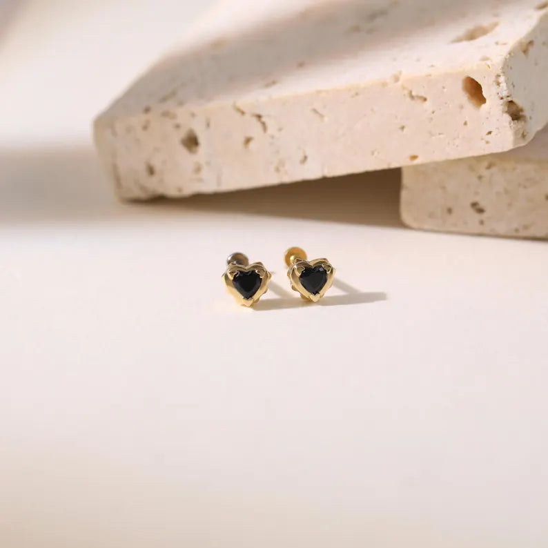 14K Gold Black Heart Cartilage Flat Back Earring