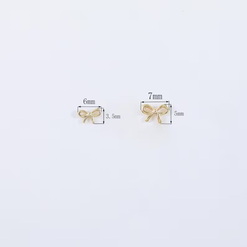 14K Gold Bow Stud Earring