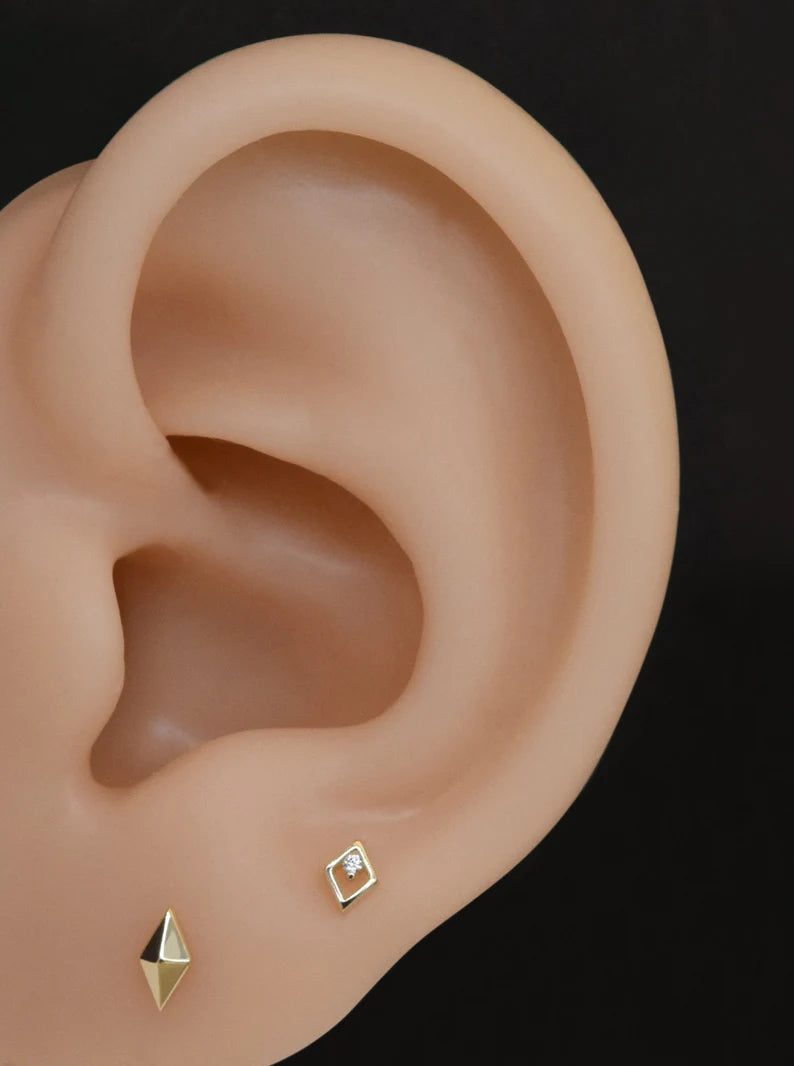 14K Solid Gold Tiny Rhombus Cartilage Stud