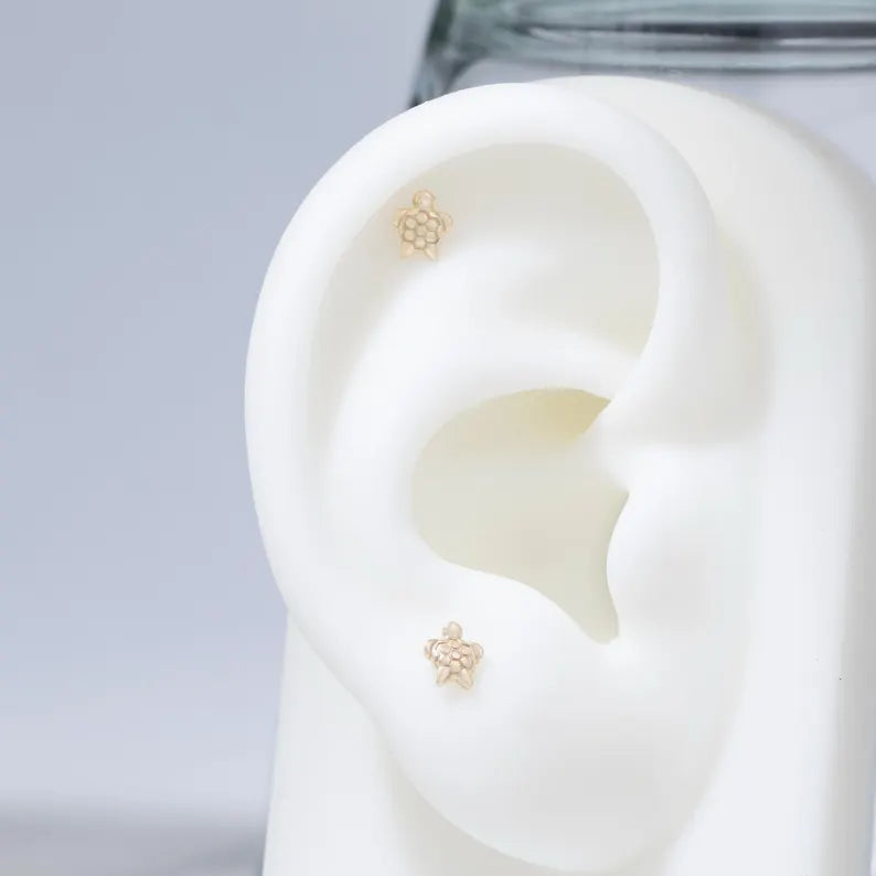 14K Gold Sea Turtle Cartilage Stud Earring