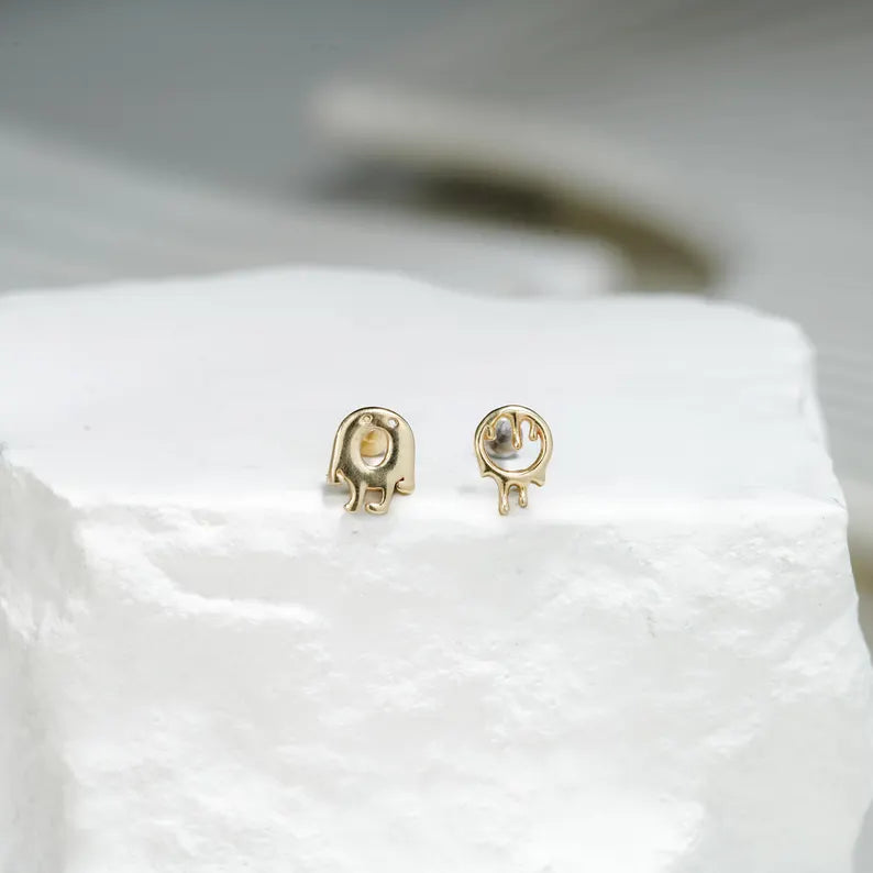14k Solid Gold Drip Cartilage Earring