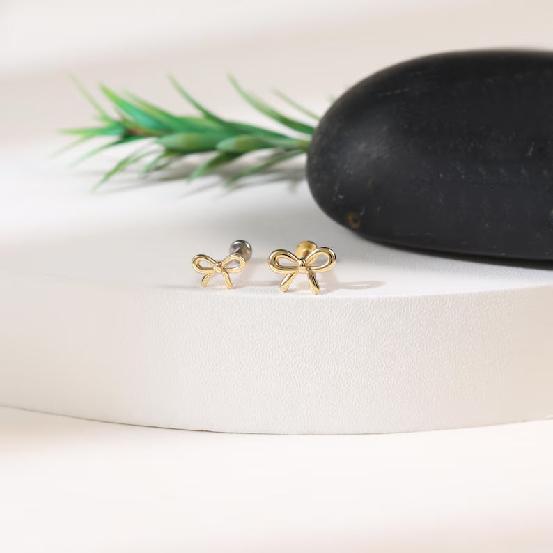 14K Gold Bow Stud Earring
