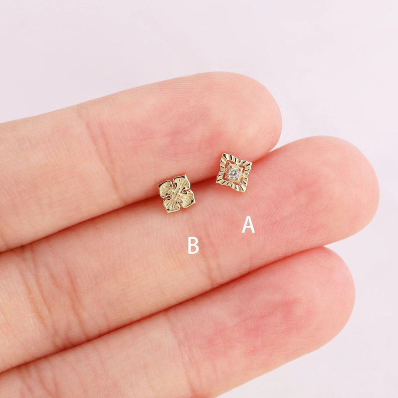 14K Solid Gold Floral Cartilage Helix Stud
