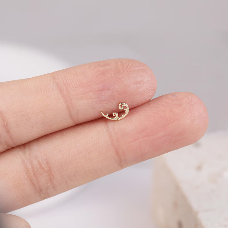 14K Solid Gold Vine Leaf Ear Climber