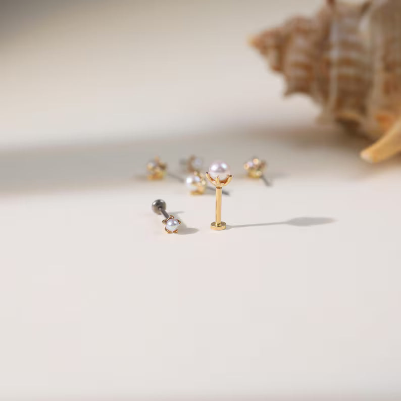 14K Gold Minimalist Pearl Stud Earring