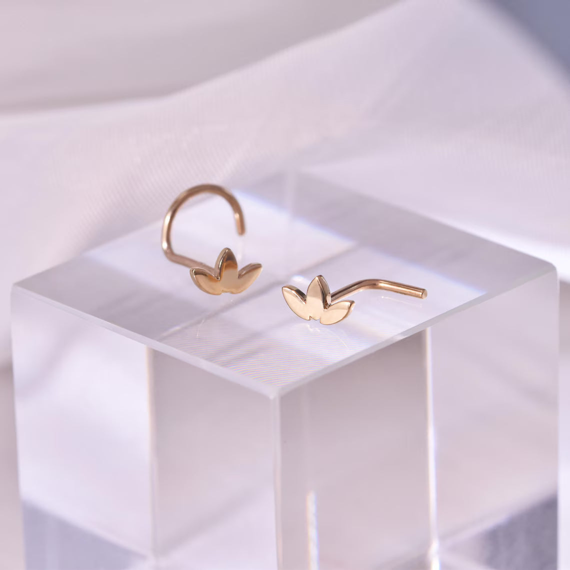 14K Solid Gold Lotus Star Nose Stud