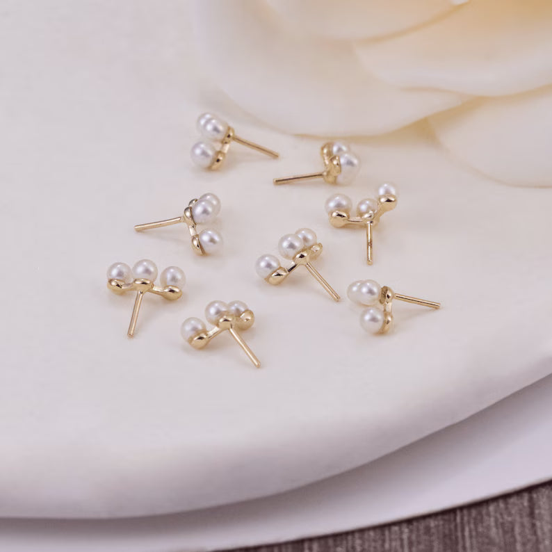 14K Gold Trinity Pearl Stud Earring