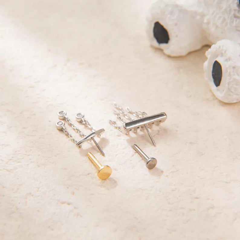 14K White Gold Bar Chain Stud