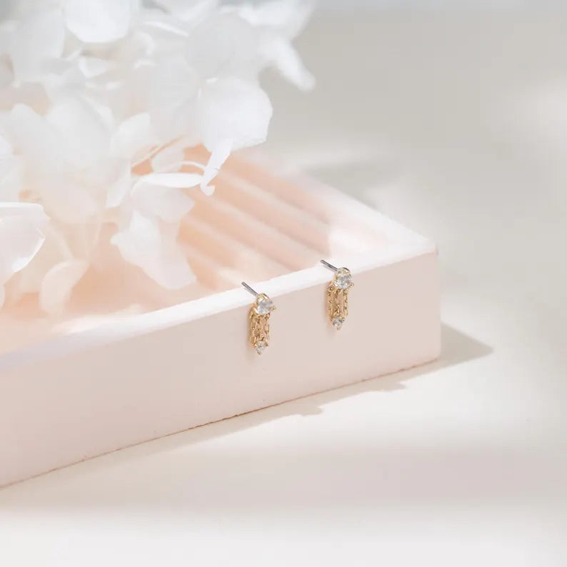 14K Gold Double Chain Cartilage Earring