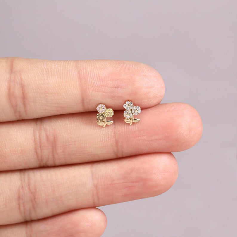 14K Solid Gold Flower Cartilage Stud Flat Back