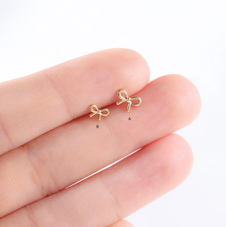 14K Gold Bow Stud Earring