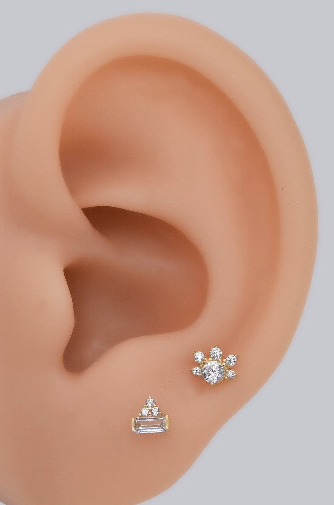 14K Gold Crown Cartilage Stud Earring