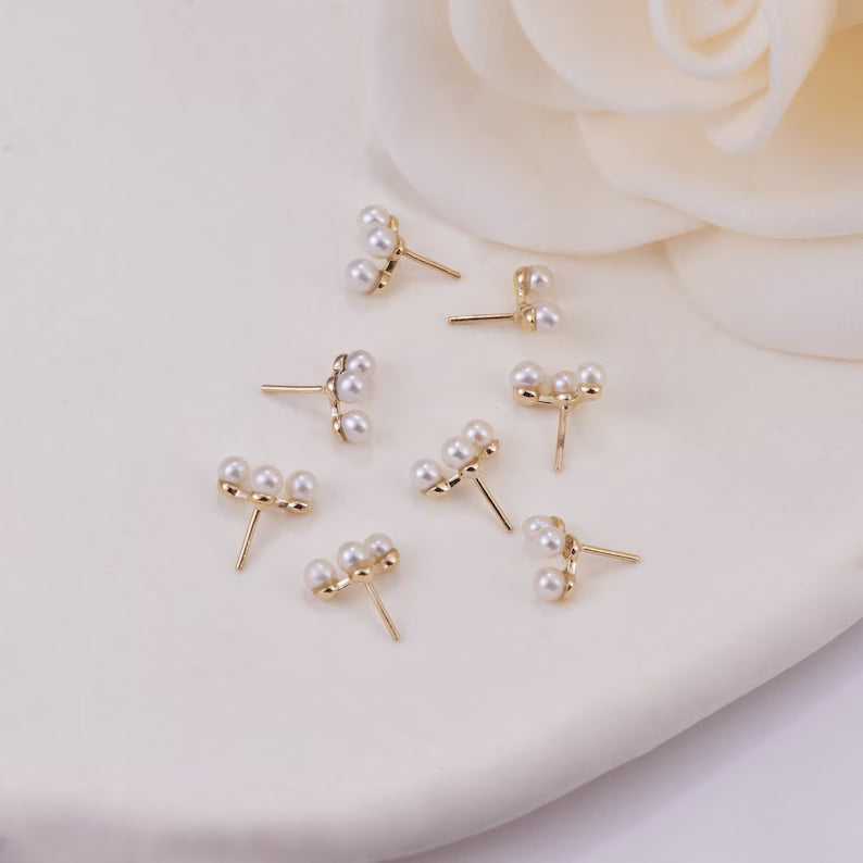 14K Gold Trinity Pearl Stud Earring