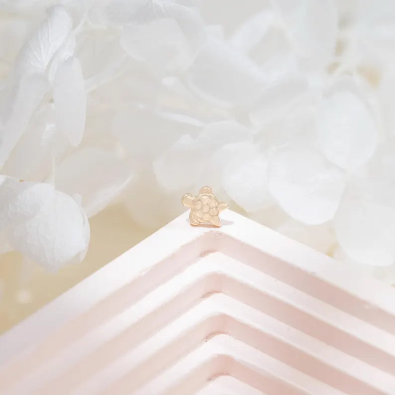 14K Gold Sea Turtle Cartilage Stud Earring