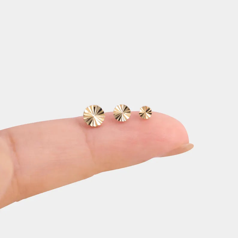 14K Solid Gold Whorl Disc Stud