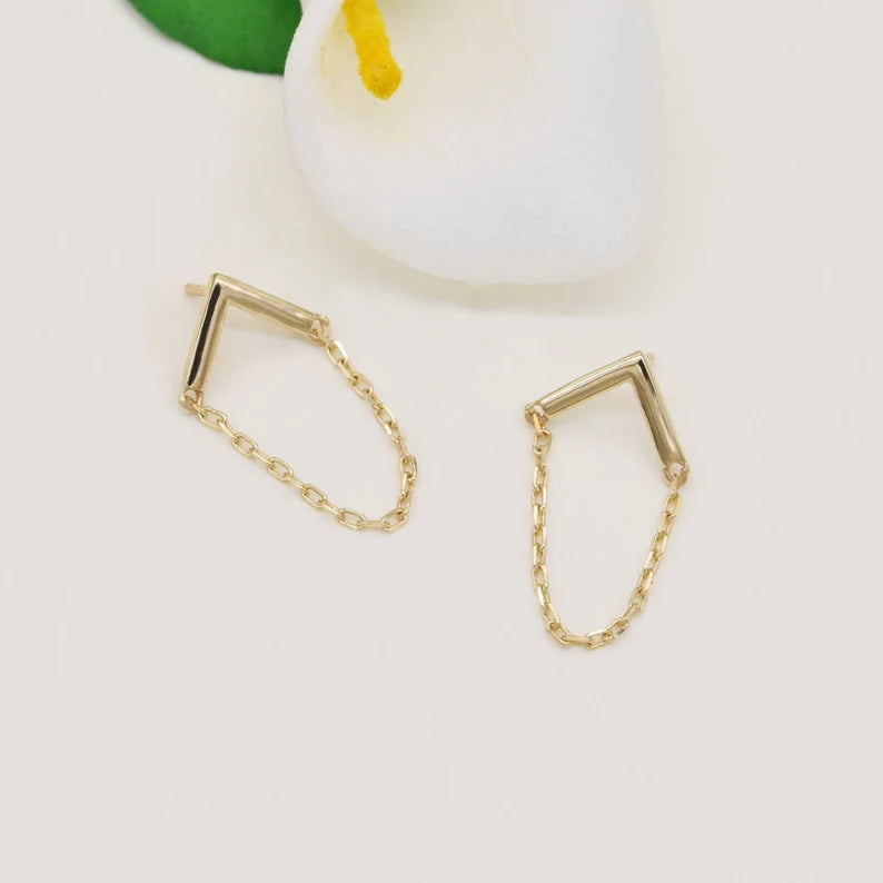 14K Solid Gold Arrow Chain Stud Earring