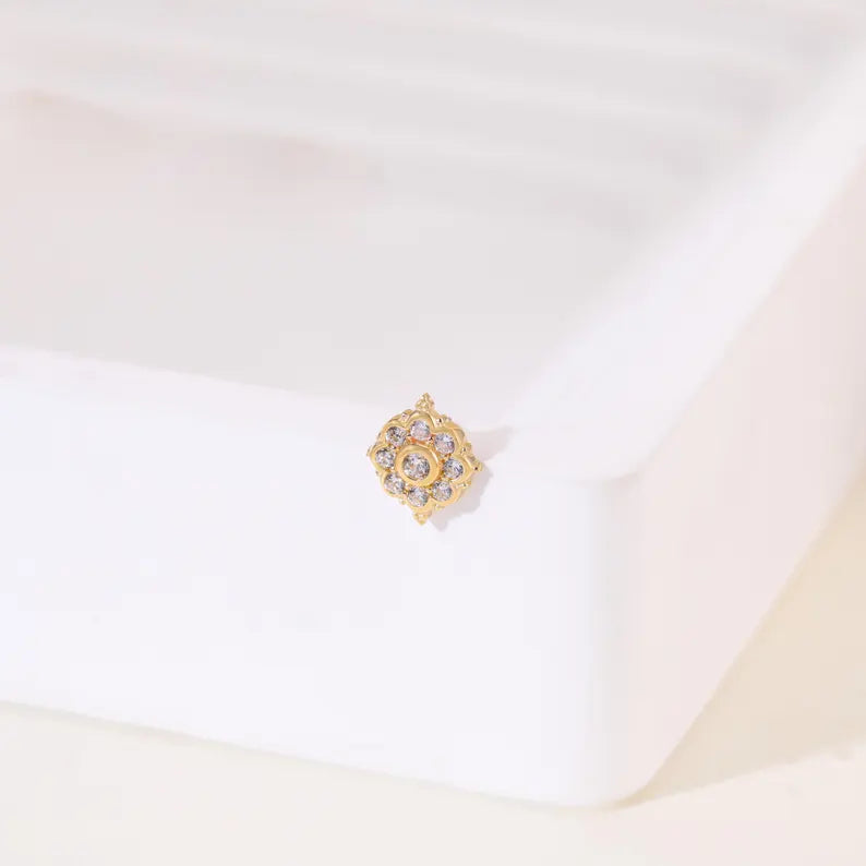 14K Gold Sunburst Sunflower Cartilage Stud Earring