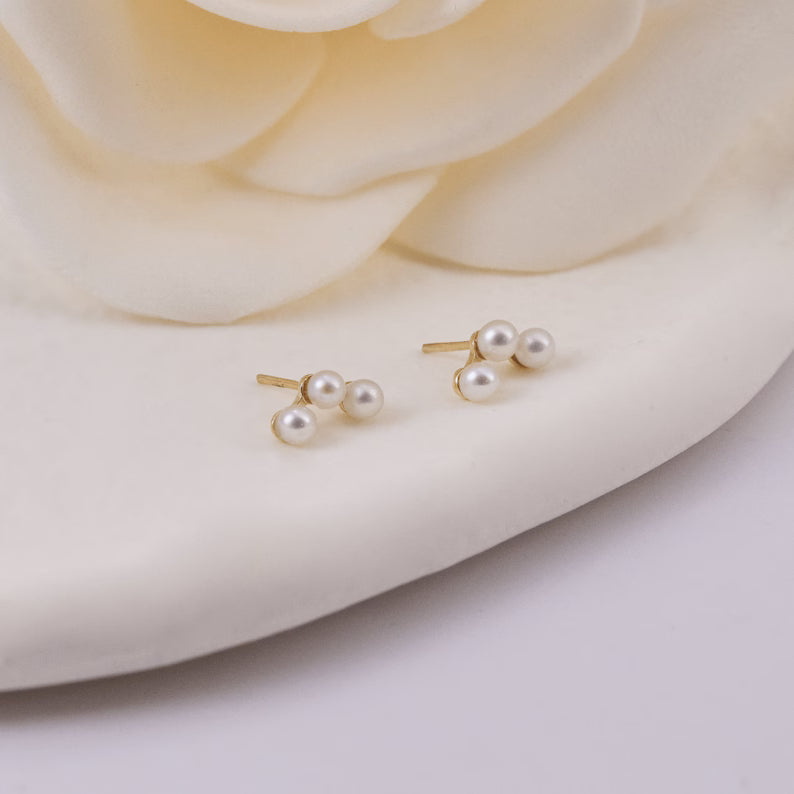 14K Gold Trinity Pearl Stud Earring