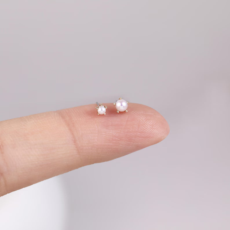 14K Gold Minimalist Pearl Stud Earring