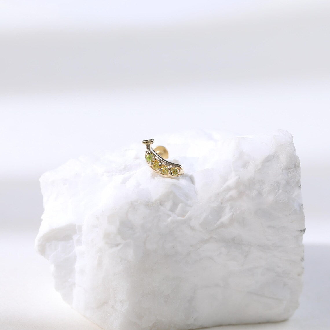 14K Solid Gold Banana Helix Stud