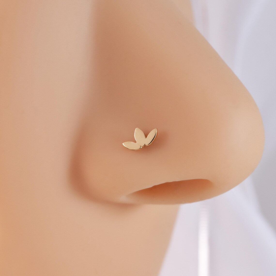 14K Solid Gold Lotus Star Nose Stud