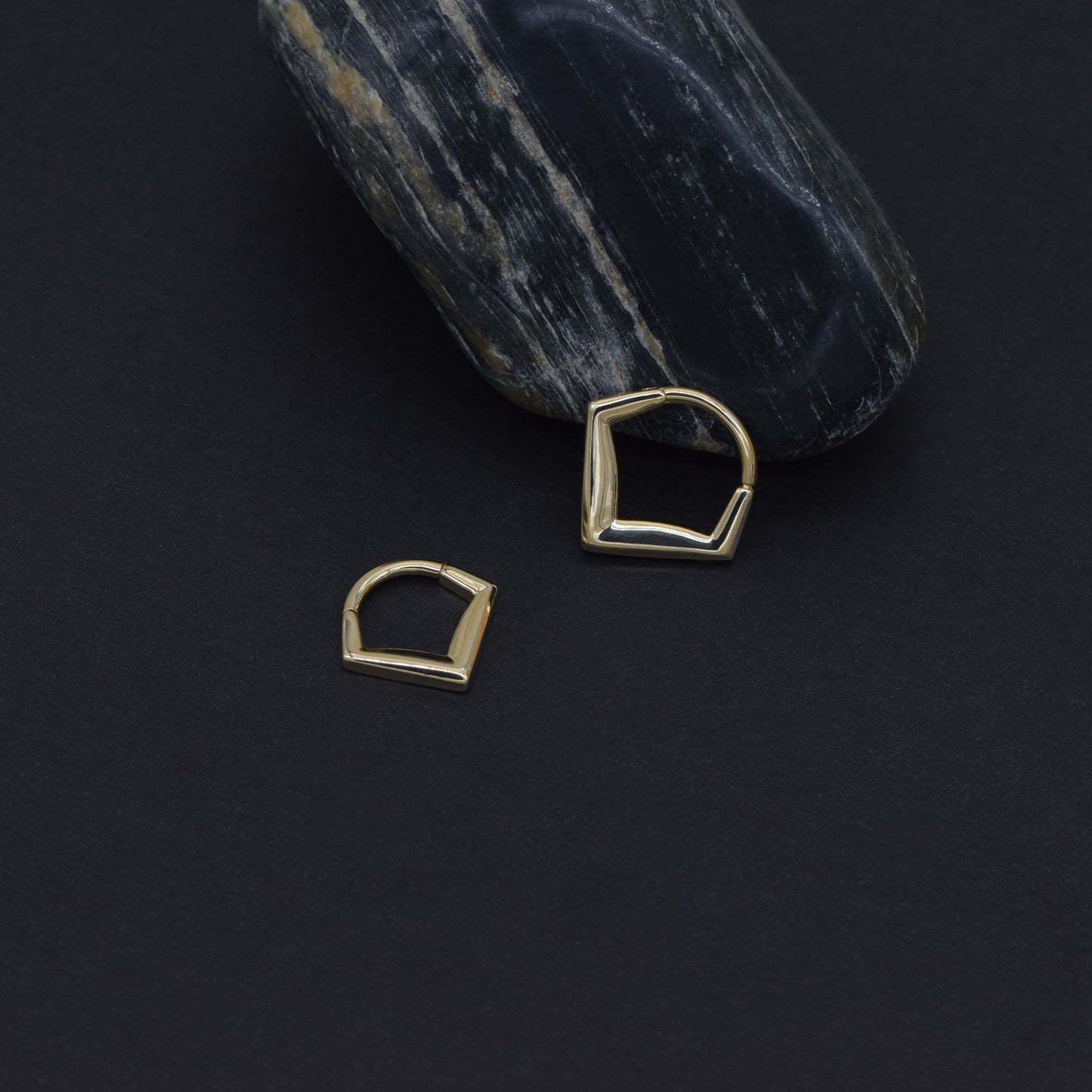 14K Solid Gold V-Shaped Septum Ring 16G