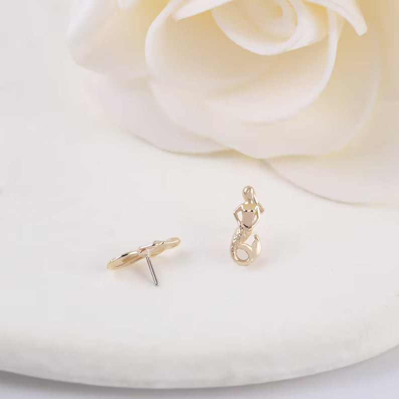 14K Gold Mermaid Stud Earring