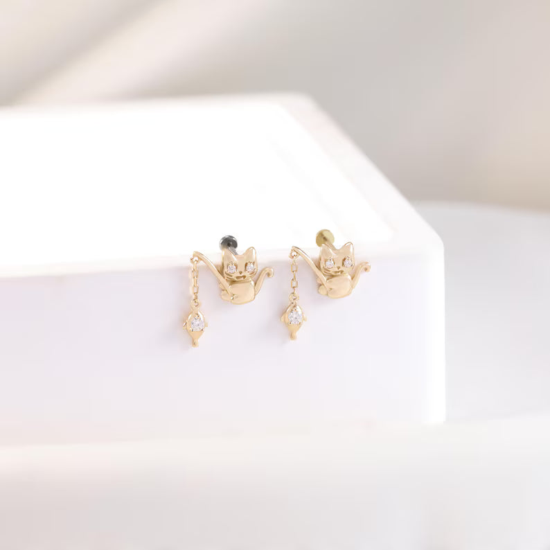 14K Gold Cat Catching Fish Stud
