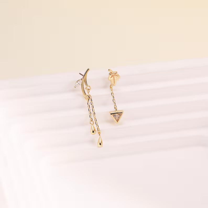 14K Gold Leaf Dangle Cartilage Stud