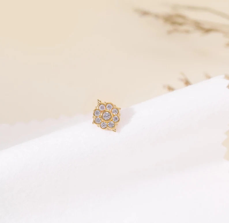 14K Gold Sunburst Sunflower Cartilage Stud Earring