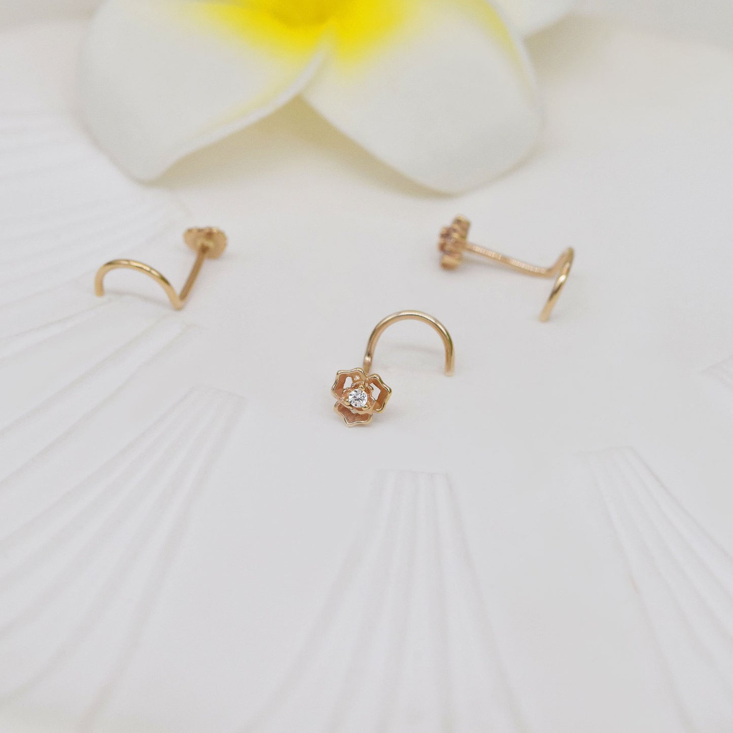 14k Solid Gold Flower Nose Stud Heart Nose Stud Screw Back Nose Ring Gold Piercing Tiny Nose Ring Dainty Diamond Nose Stud Gift For Her 20g