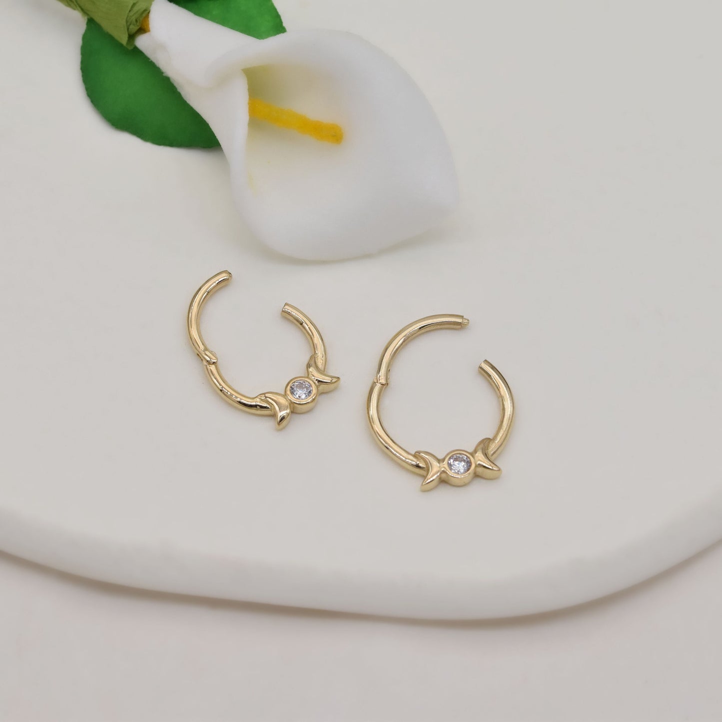 14K Solid Gold Candy Hoop Clicker Cartilage Earring Gold Septum Hopp Conch Helix hoops Nose hoop Daith Rook Tragus Hoops Nose Piercing 16g