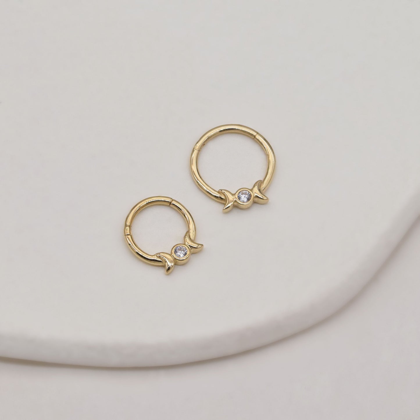 14K Solid Gold Candy Hoop Clicker Cartilage Earring Gold Septum Hopp Conch Helix hoops Nose hoop Daith Rook Tragus Hoops Nose Piercing 16g