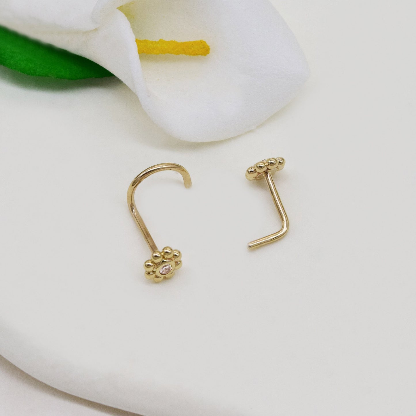 14k Solid Gold Sunflower Nose Stud Tiny L Shape Flower Nose Ring Dainty Nose Piercing Sunflower Screw Nose Stud 20g