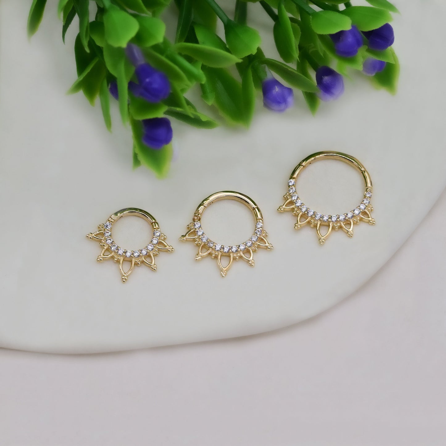 14k Solid Gold Cartilage Lotus Flower Clicker Septum Hoop Ring Gold Nose Ring Helix Daith Piercing Flower Petal Hinged Segment Clicker 16g