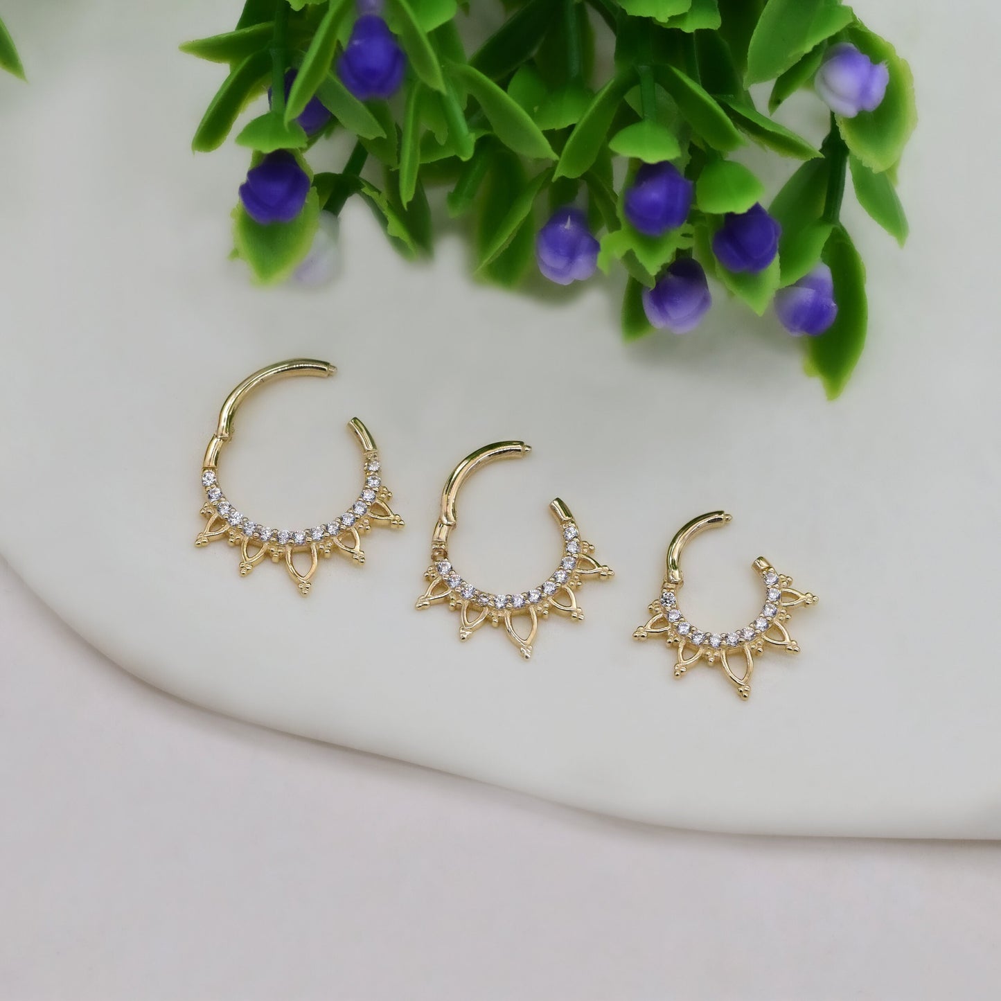 14k Solid Gold Cartilage Lotus Flower Clicker Septum Hoop Ring Gold Nose Ring Helix Daith Piercing Flower Petal Hinged Segment Clicker 16g