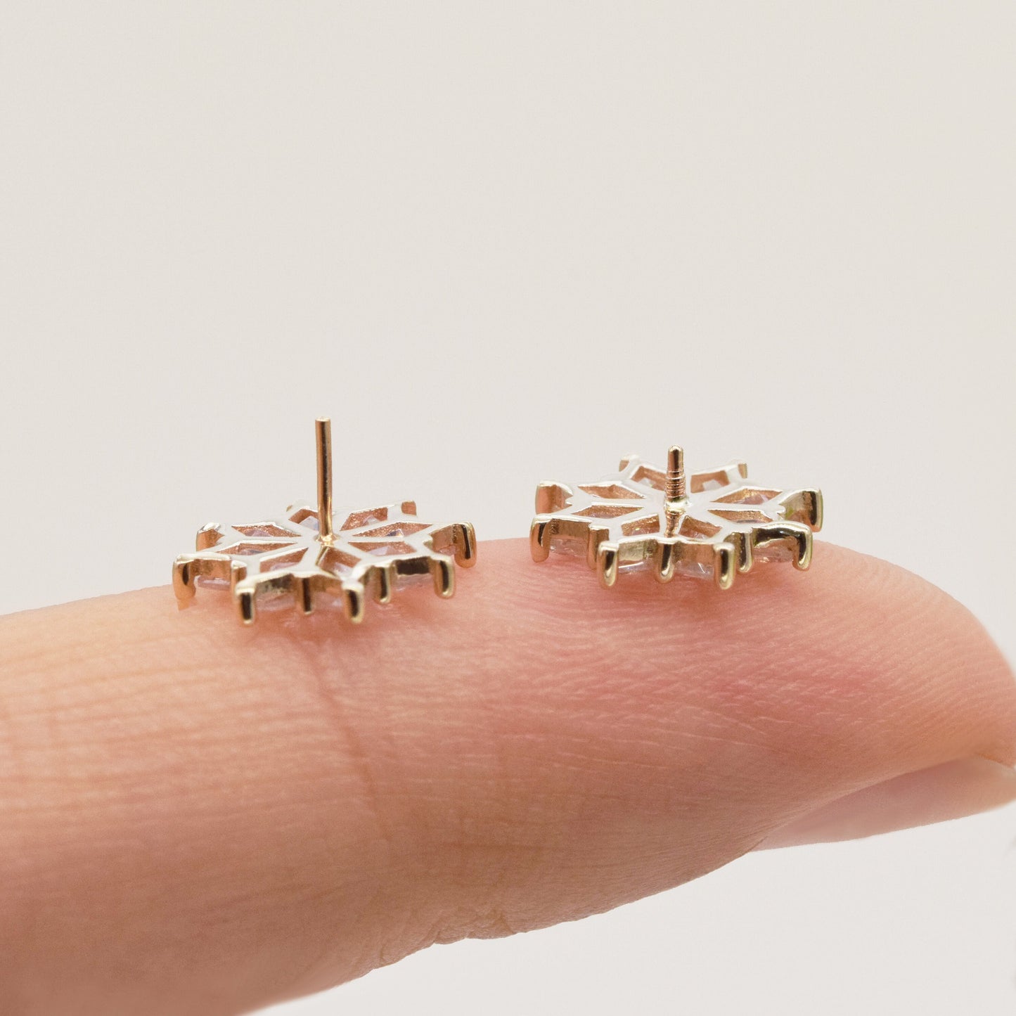 14k Solid Gold Starburst Rhombus Cartilage Earring Conch Stud Helix Stud Tragus Earring Internally Threaded Earring Screw Flat Back Earring