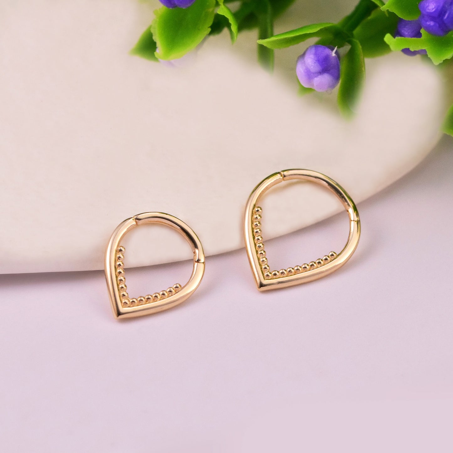 14k Solid Gold V shape Septum Ring Tear Drop Clicker Daith Earring Hinged Hoop Cliker Nose Piercing Dainty Helix Piercing Gold Nose Ring 16g